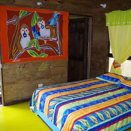 Wood House Hostel La Fortuna Kültér fotó