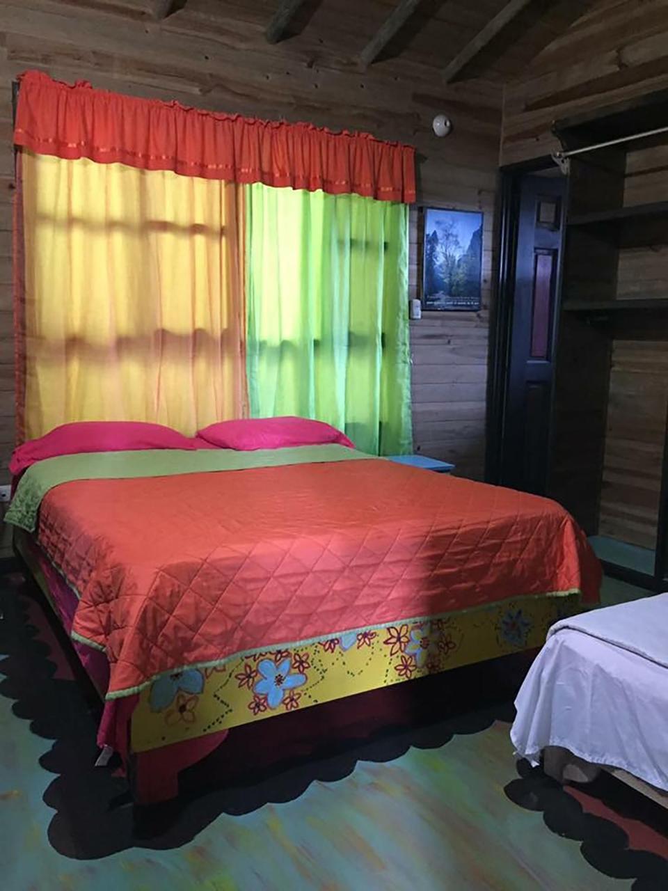 Wood House Hostel La Fortuna Kültér fotó
