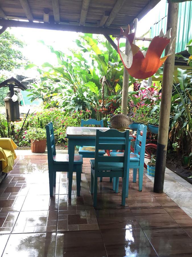 Wood House Hostel La Fortuna Kültér fotó