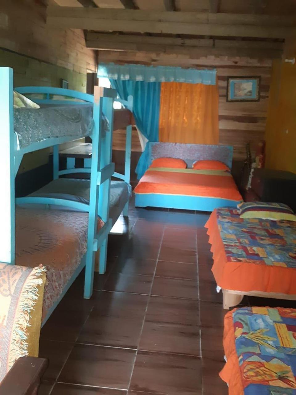 Wood House Hostel La Fortuna Kültér fotó